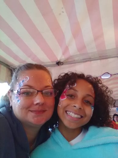 Gallery photo 3 of Color with Chrissy Face Art
