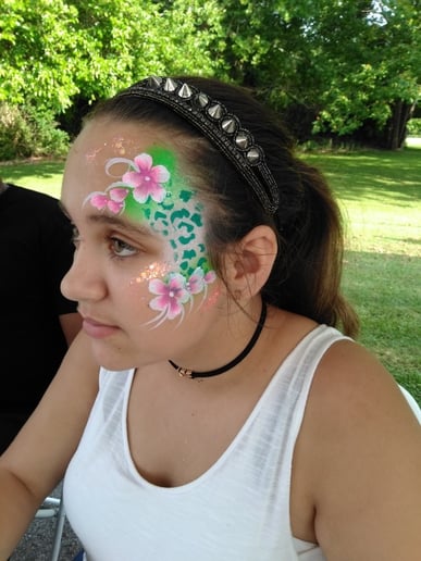 Gallery photo 7 of Color with Chrissy Face Art
