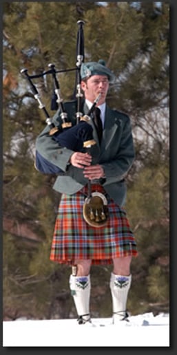 Gallery photo 1 of Colorado Bagpiper