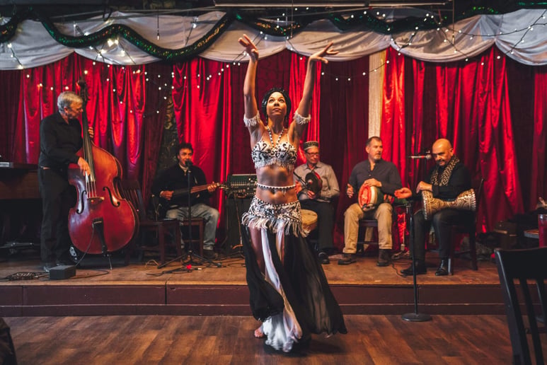 Gallery photo 1 of Carlyn De'Von BellyDance