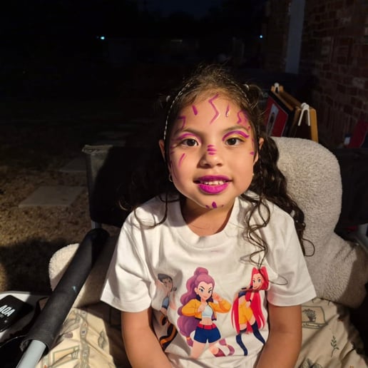 Gallery photo 4 of ColorPop Face Paint