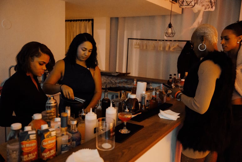 Gallery photo 5 of Come Lex Drink