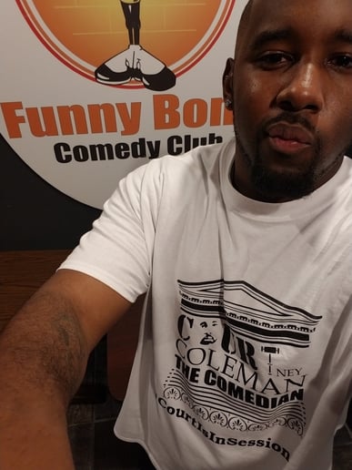 Gallery photo 5 of Comedian Courtney