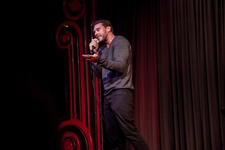 Gallery photo 1 of Comedian Darren Moore