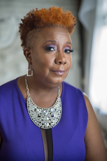 Gallery photo 1 of Comedian Donna Lewis