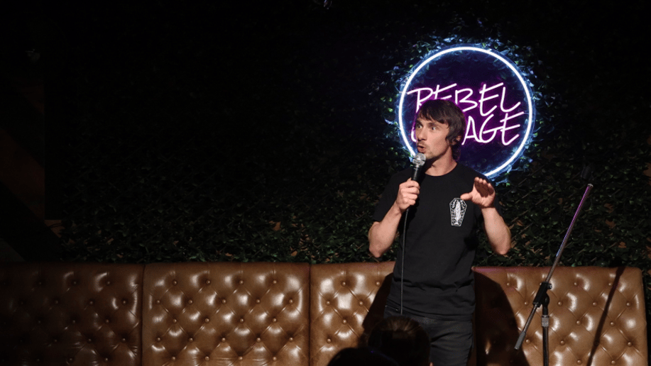 Gallery photo 2 of Comedian Elyott Ryan