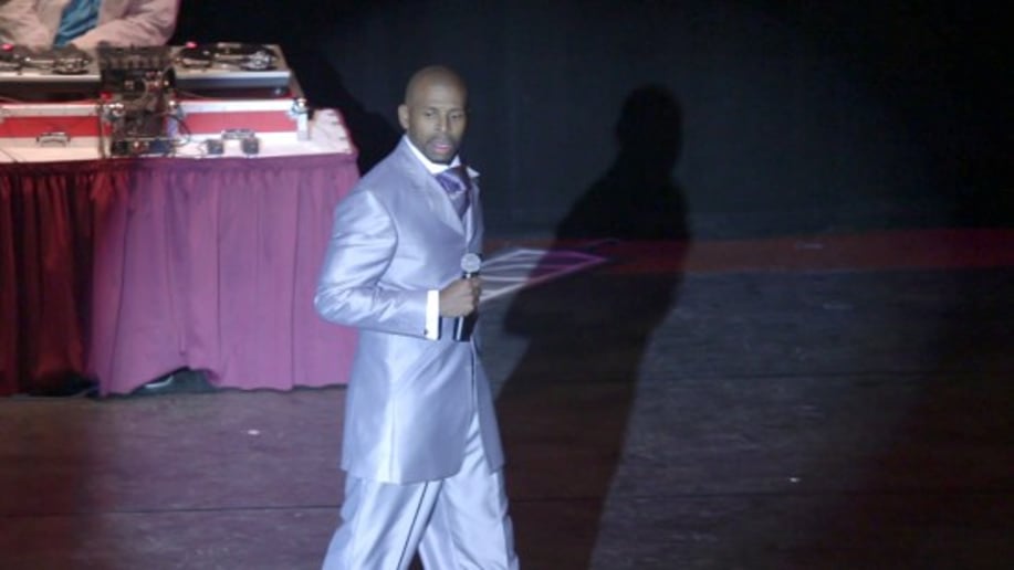 Gallery photo 17 of Comedian FUNNYBONE