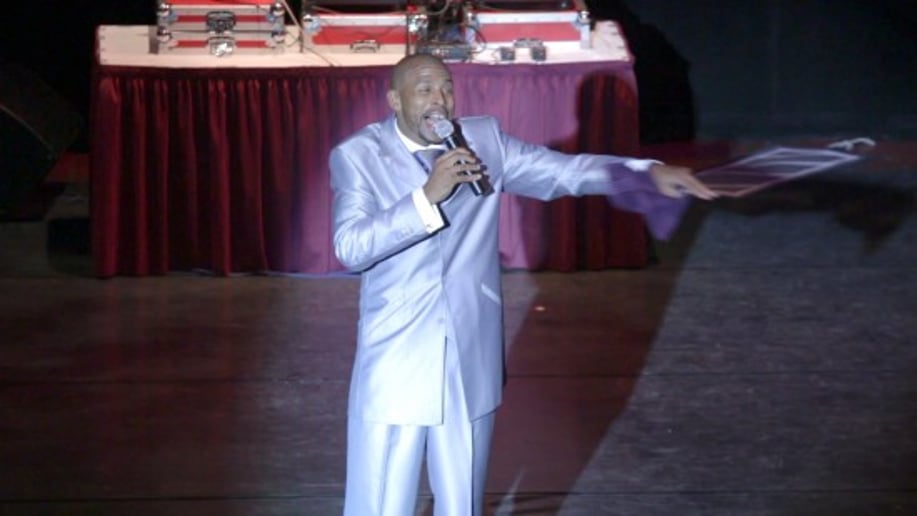 Gallery photo 18 of Comedian FUNNYBONE