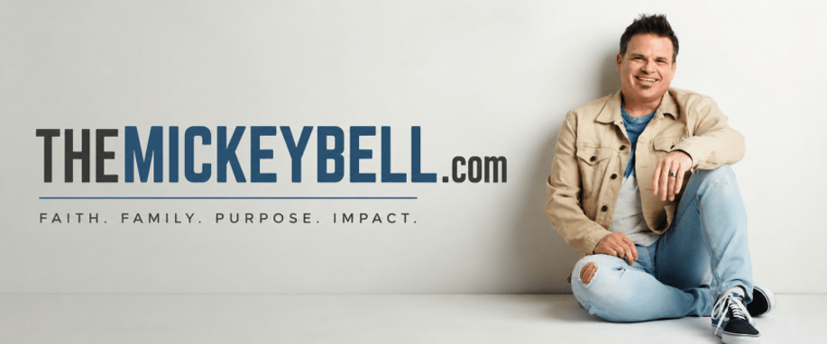 Gallery photo 1 of Comedian Mickey Bell