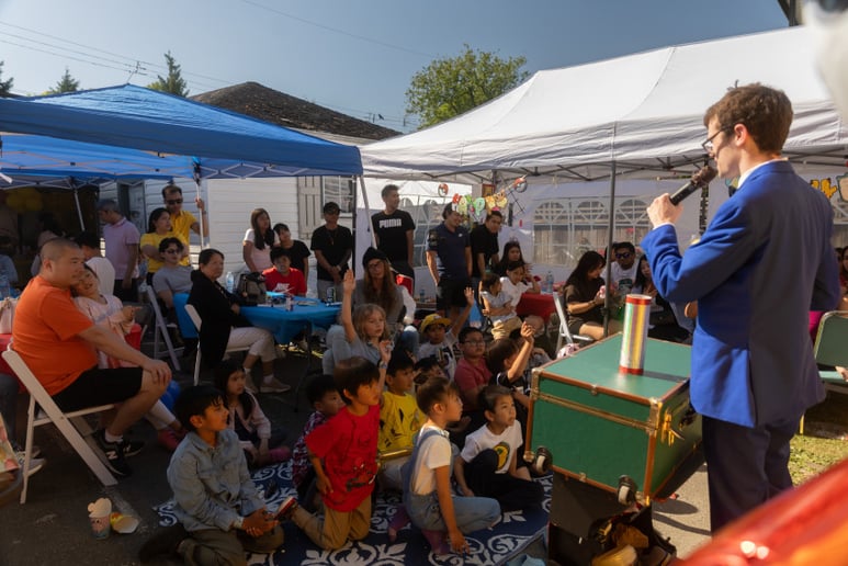 Gallery photo 12 of Magician Sean Whittaker