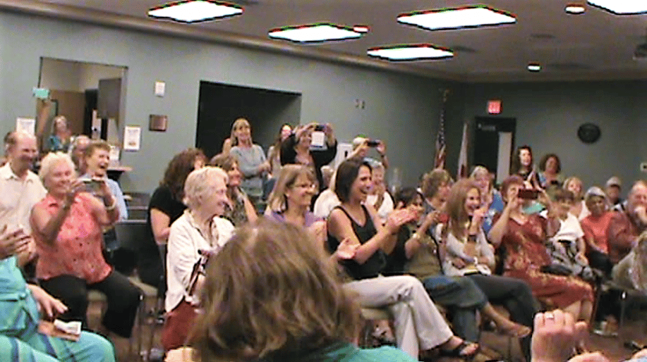 Gallery photo 2 of Comedy Hypnotist Denise Oatley Hall