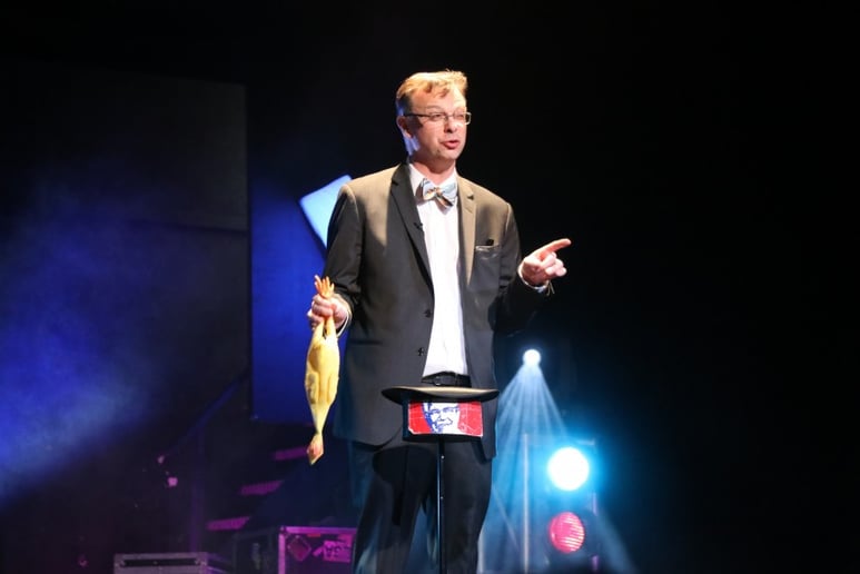 Gallery photo 3 of Comedy Magic for Corporate Events