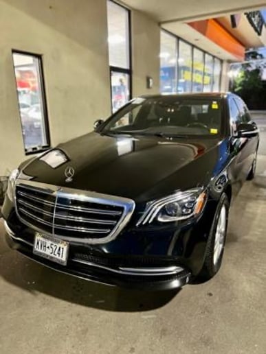 Gallery photo 1 of All Comfort & Classy Limousine Services
