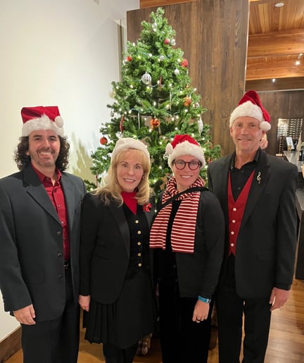 Gallery photo 7 of Comfort & Joy Carolers