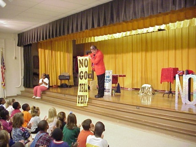 Gallery photo 8 of Conley The Magician
