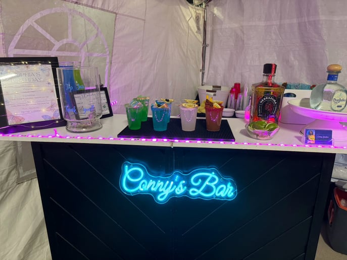 Gallery photo 2 of Conny's Bartending Services