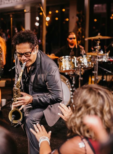 Gallery photo 2 of Ner de Leon Contemporary Jazz Saxophonist