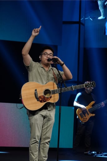 Gallery photo 3 of Contemporary Worship Leader