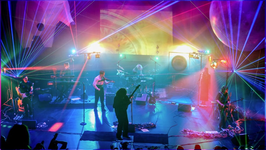Gallery photo 9 of Continuous Signal