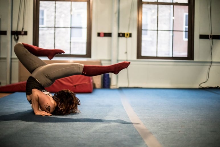 Gallery photo 7 of Nicole - Contortionist