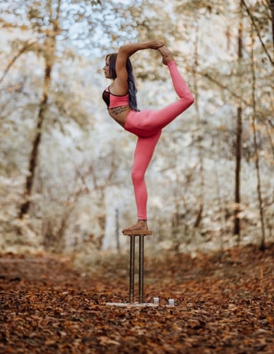 Gallery photo 3 of Elaina M. - Contortionist/Handbalance