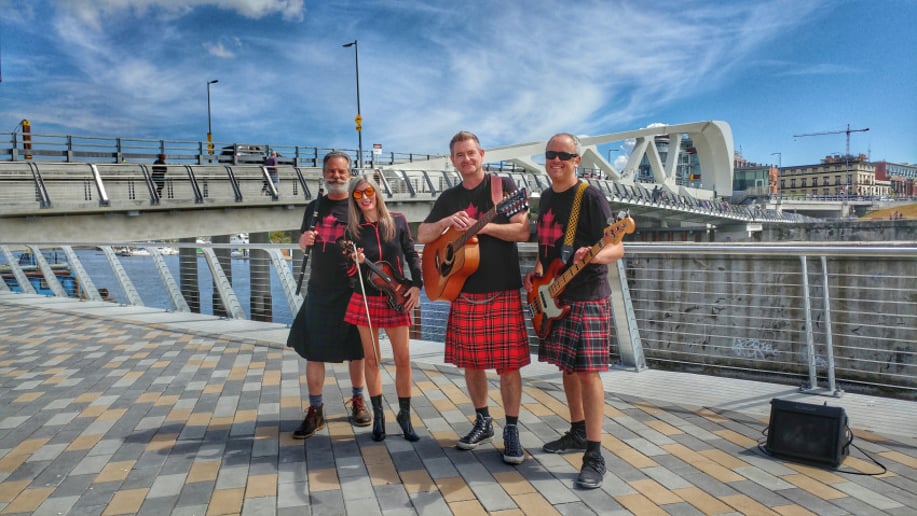 Gallery photo 2 of Cookeilidh