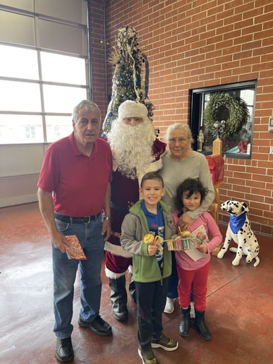Gallery photo 2 of Santa L