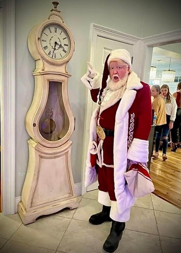 Gallery photo 3 of Cool Creek Santa