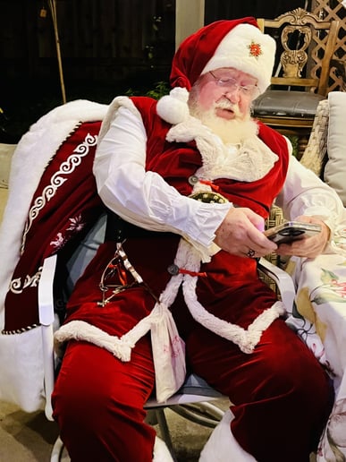 Gallery photo 7 of Cool Creek Santa