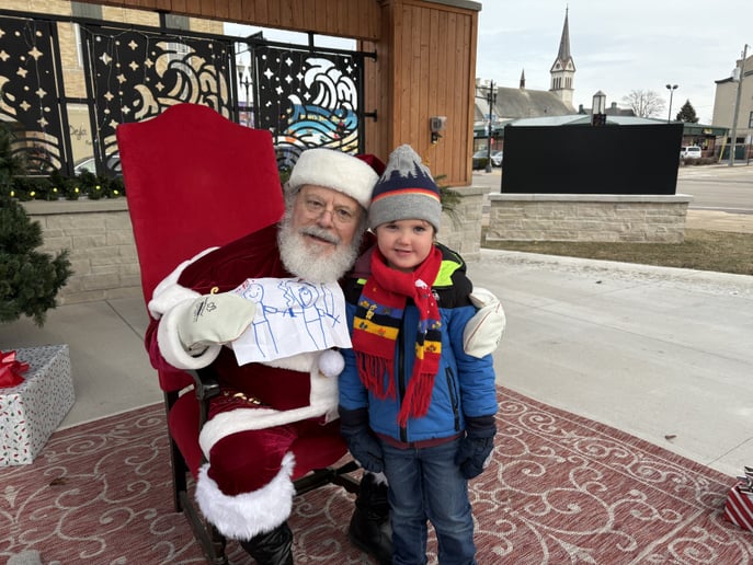 Gallery photo 8 of Cool Siddy Santa