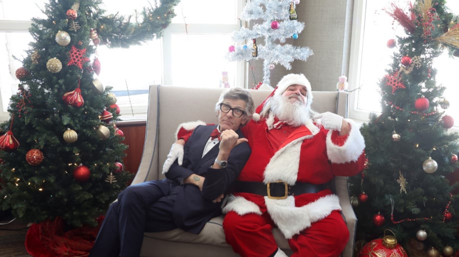 Gallery photo 7 of Cooper House Entertainment Santa Claus