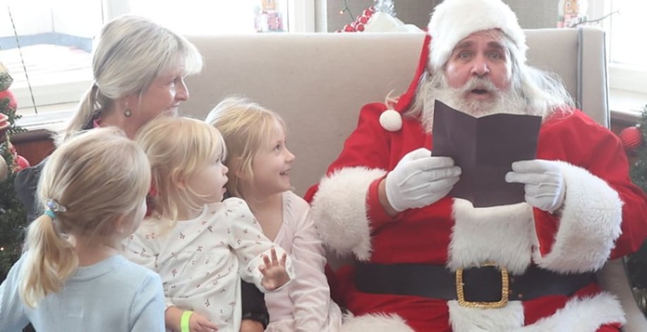 Gallery photo 8 of Cooper House Entertainment Santa Claus