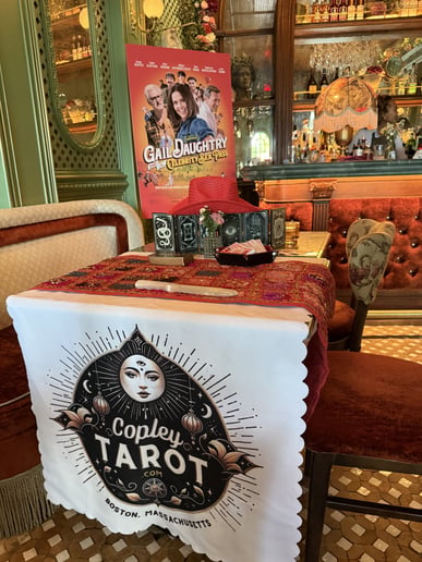 Gallery photo 2 of Copley Tarot