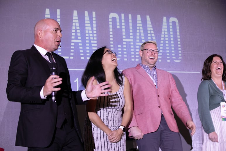 Gallery photo 4 of Corporate Magician and Mentalist Alan Chamo