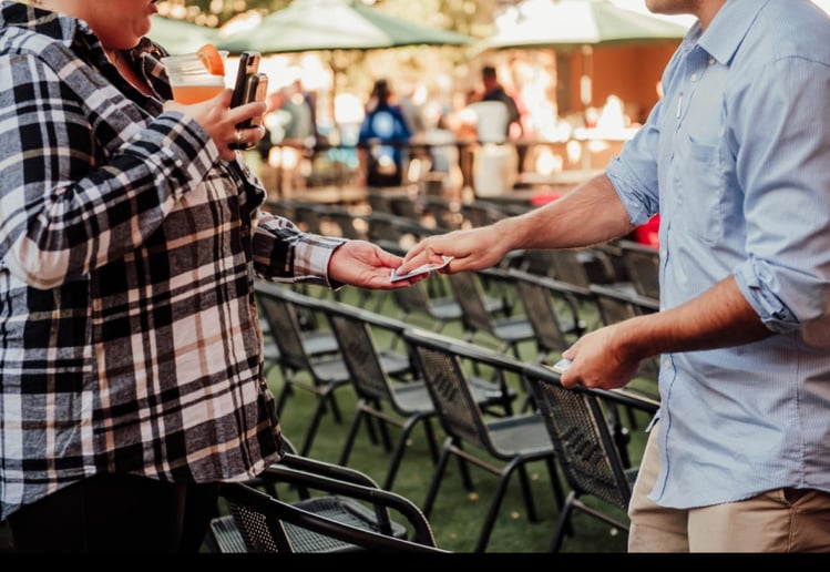 Gallery photo 2 of Gabriel Biscarr Corporate & Private Party Magic