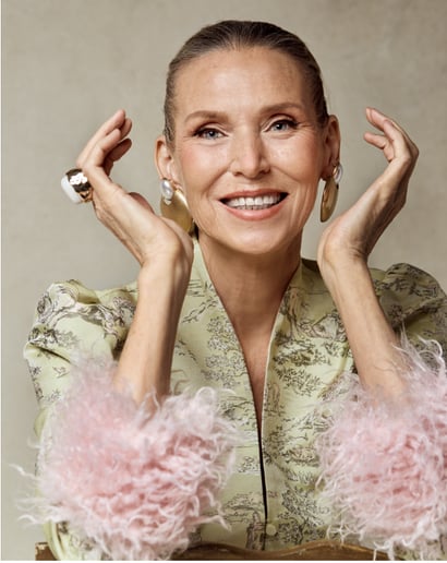 Gallery photo 1 of Irina Patterson - Comedian