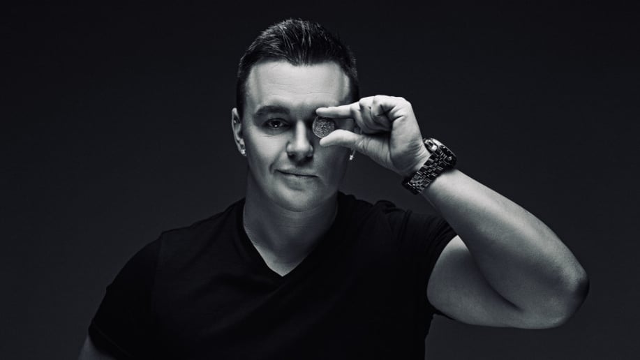 Gallery photo 10 of Vitaliy Savchyshyn - Corporate/Party Magician