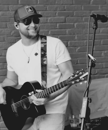 Gallery photo 3 of Cort Carpenter | Recording Artist