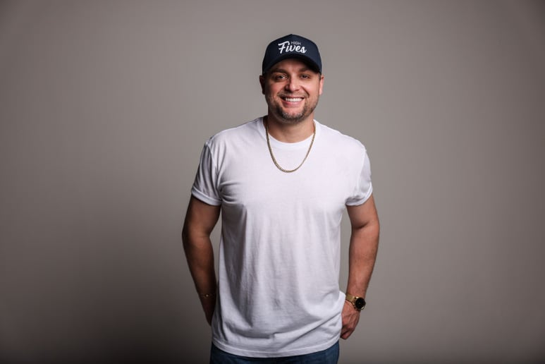Gallery photo 14 of Cort Carpenter | Recording Artist