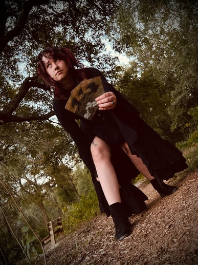 Gallery photo 1 of Corvid the Reader