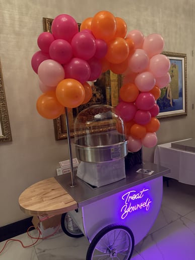 Gallery photo 5 of Cotton Candy Cart/Live Spinning