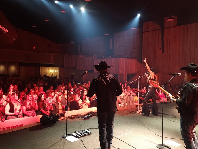 Gallery photo 2 of Country Artist Mary Kate Farmer w/ Band