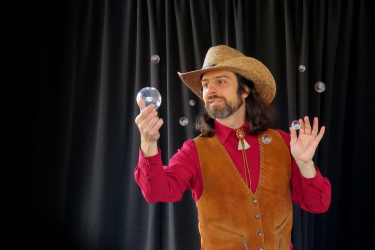 Gallery photo 4 of Country Conjuring Magic!