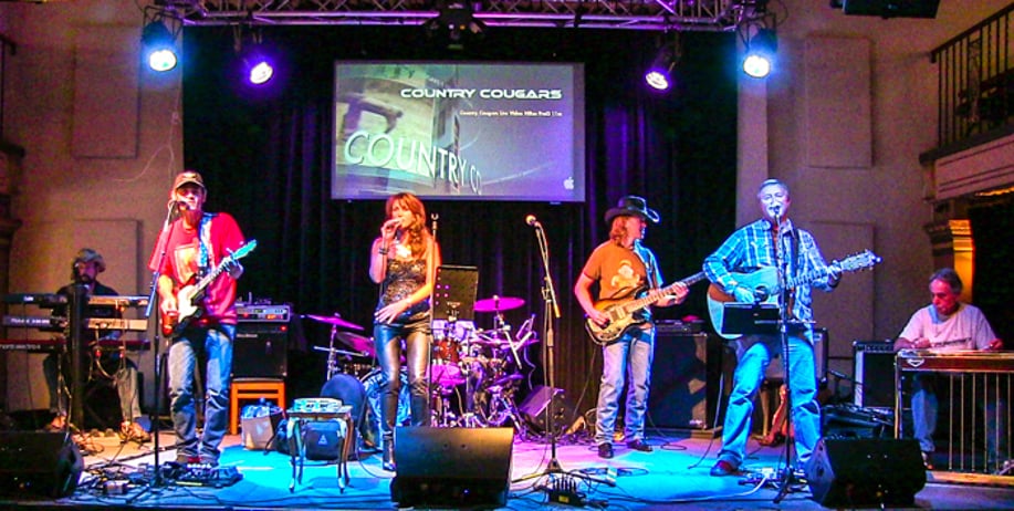 Gallery photo 3 of Country Cougars
