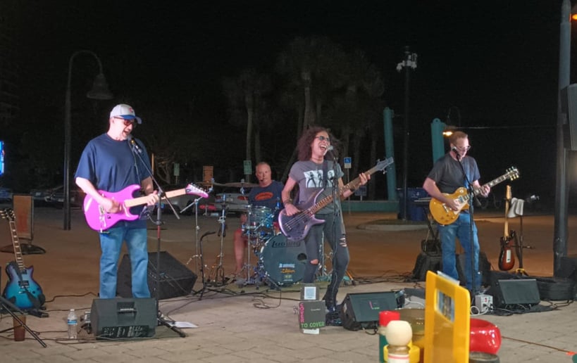 Gallery photo 4 of Cover to Cover Band
