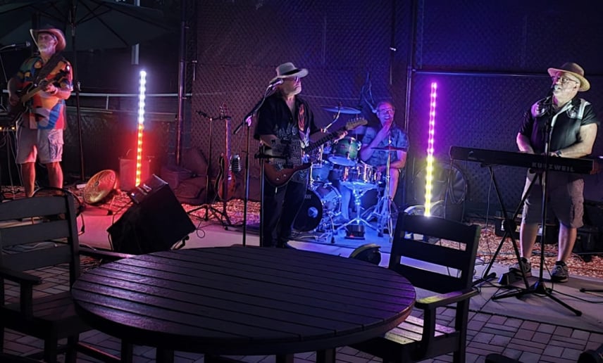 Gallery photo 2 of Rogue Country