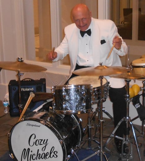 Gallery photo 10 of Cozy Michaels Trio