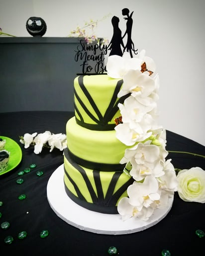 Gallery photo 1 of Custom Cake and Sugar Cookies