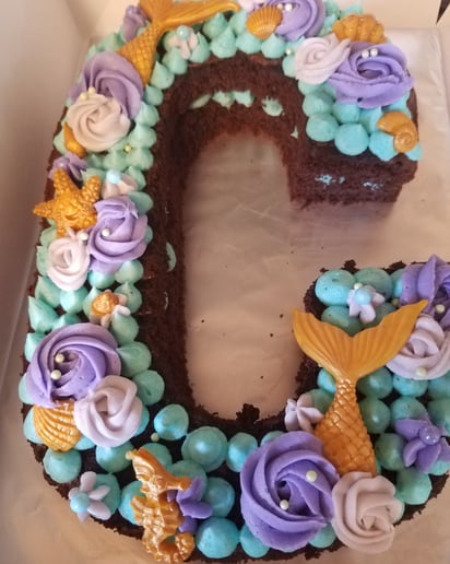 Gallery photo 7 of Custom Cake and Sugar Cookies