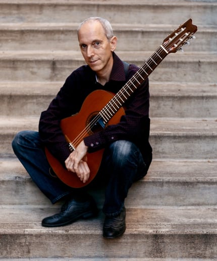 Gallery photo 1 of Craig Einhorn, M.M. Classical Guitarist/Singer